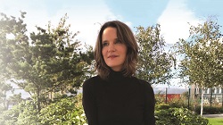 Susie Dent